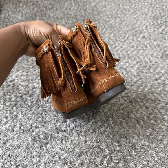 Minnetonka Ankle Boots 5.5 Brown Leather Moccasin Fringe Braided Hi Top Boho - Picture 5 of 8